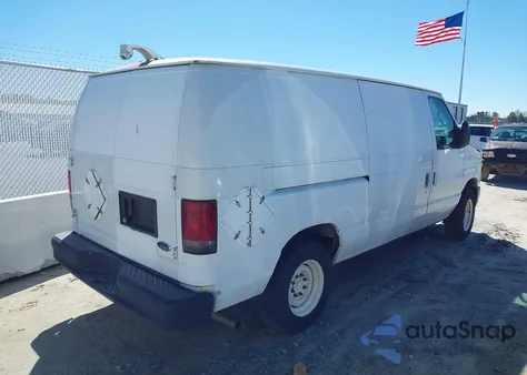 2010 Ford E-150 Commercial/Recreational z USA, uszkodzony, nr VIN 1FTNE1EW4ADA91360